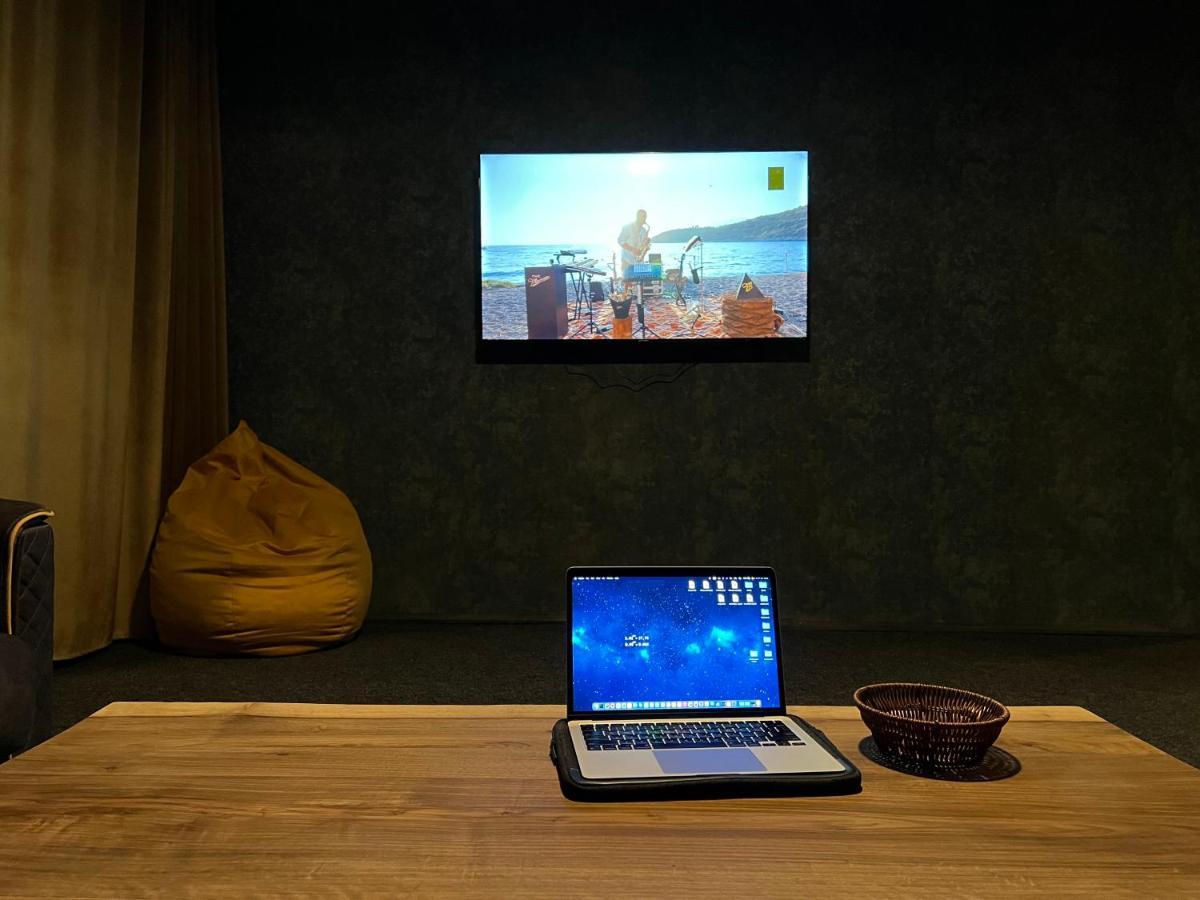 Hotel Eden Местия Экстерьер фото