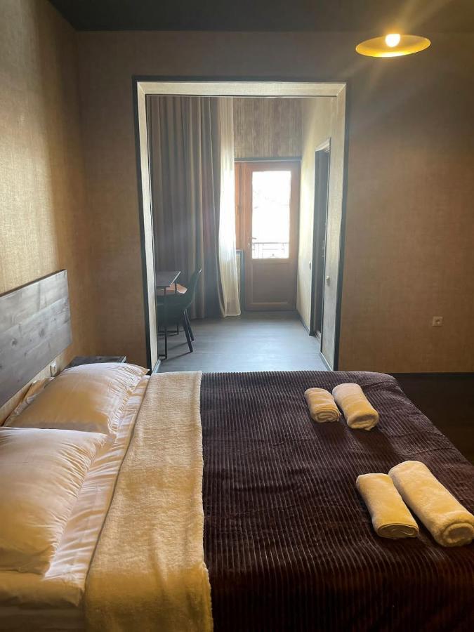 Hotel Eden Местия Экстерьер фото