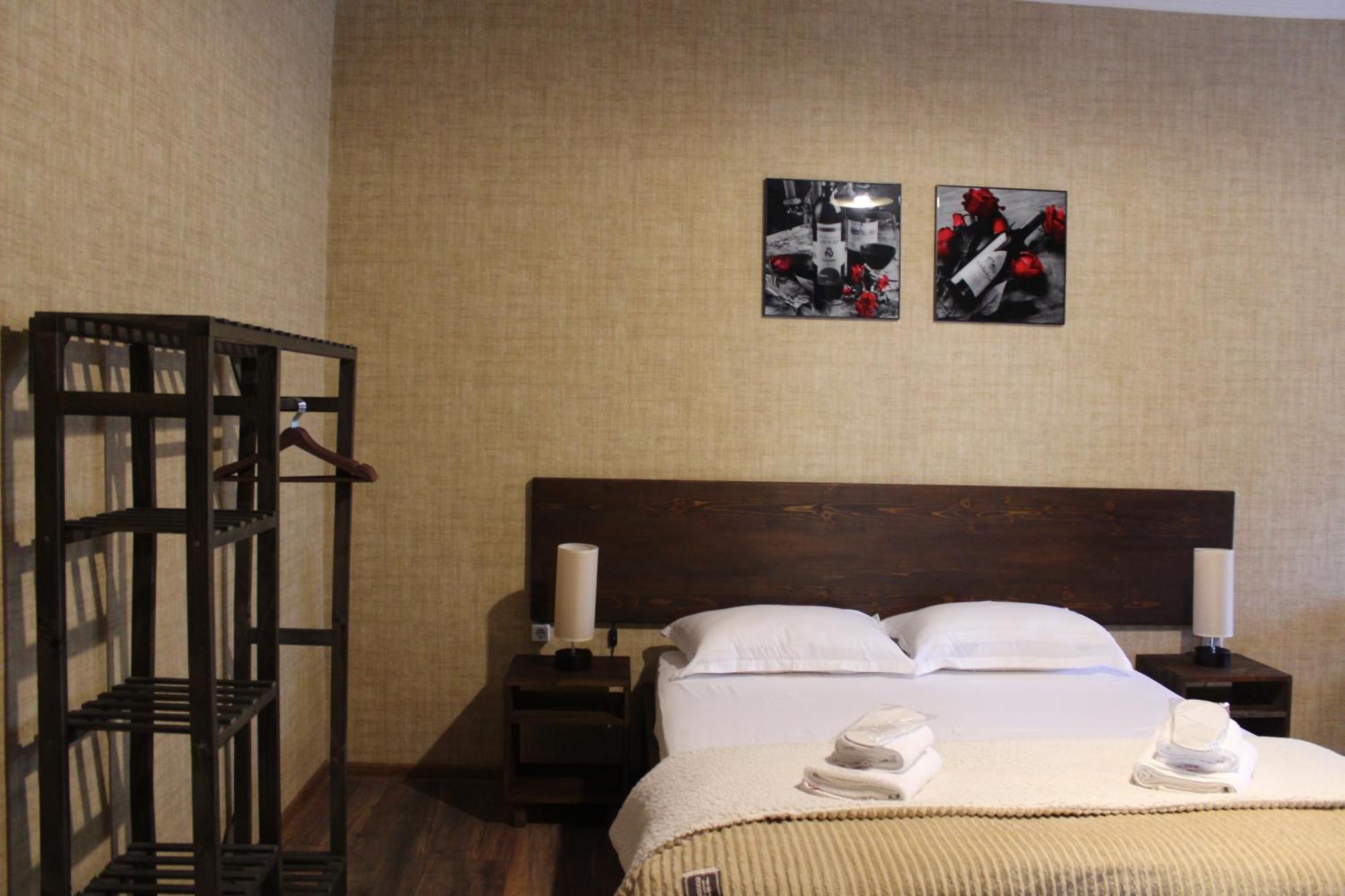Hotel Eden Местия Экстерьер фото