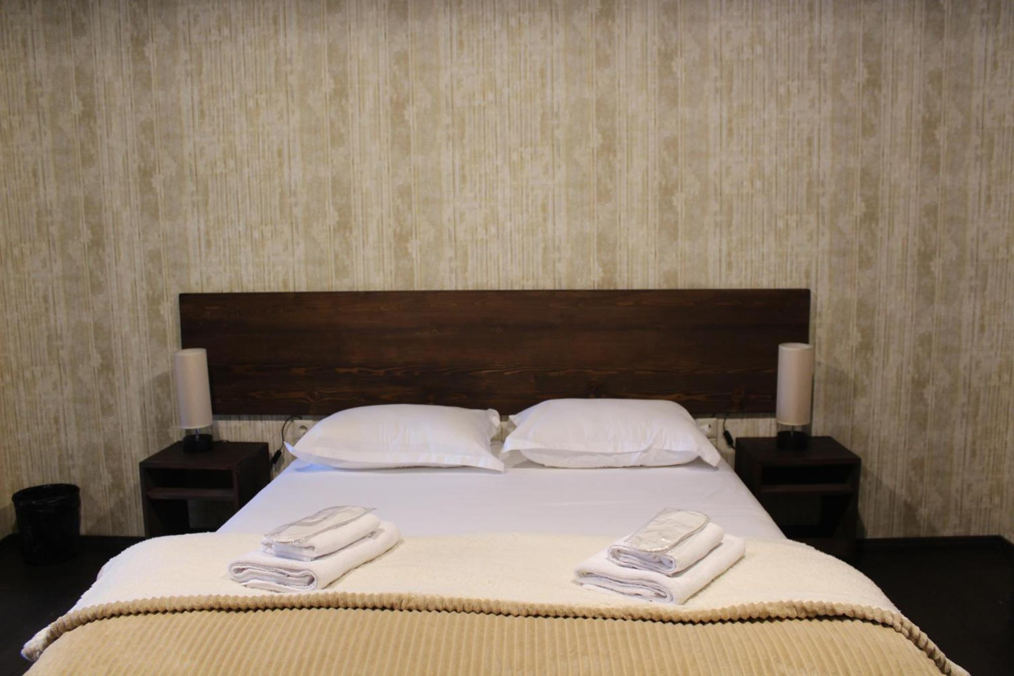 Hotel Eden Местия Экстерьер фото