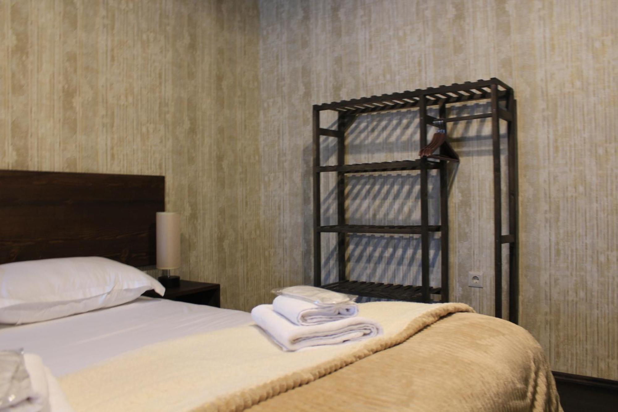 Hotel Eden Местия Экстерьер фото